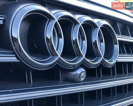 Серый Ауди SQ7, объемом двигателя 3.96 л и пробегом 103 тыс. км за 62000 $, фото 13 на Automoto.ua