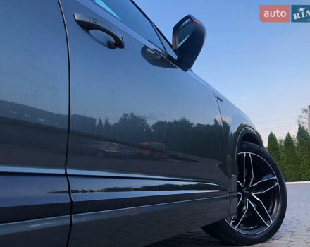 Серый Ауди SQ7, объемом двигателя 3.96 л и пробегом 103 тыс. км за 62000 $, фото 26 на Automoto.ua