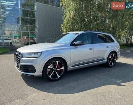 Сірий Ауді SQ7, об'ємом двигуна 4 л та пробігом 96 тис. км за 59900 $, фото 22 на Automoto.ua