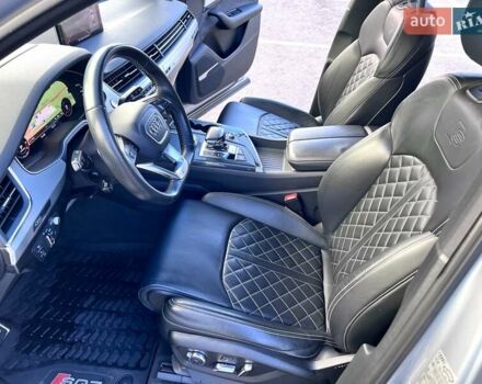 Серый Ауди SQ7, объемом двигателя 3.96 л и пробегом 96 тыс. км за 55750 $, фото 49 на Automoto.ua