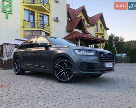 Серый Ауди SQ7, объемом двигателя 3.96 л и пробегом 103 тыс. км за 62000 $, фото 1 на Automoto.ua