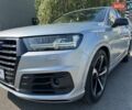 Сірий Ауді SQ7, об'ємом двигуна 4 л та пробігом 96 тис. км за 59900 $, фото 1 на Automoto.ua