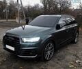 Серый Ауди SQ7, объемом двигателя 4 л и пробегом 137 тыс. км за 90700 $, фото 1 на Automoto.ua