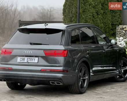 Сірий Ауді SQ7, об'ємом двигуна 4 л та пробігом 148 тис. км за 46999 $, фото 32 на Automoto.ua