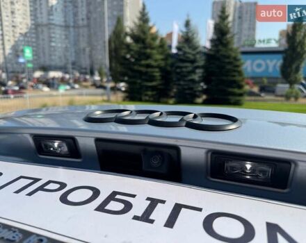 Сірий Ауді SQ7, об'ємом двигуна 4 л та пробігом 96 тис. км за 59900 $, фото 13 на Automoto.ua
