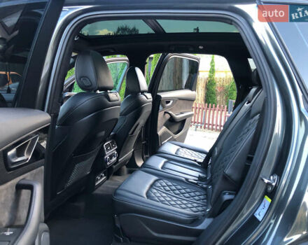 Серый Ауди SQ7, объемом двигателя 3.96 л и пробегом 103 тыс. км за 62000 $, фото 99 на Automoto.ua