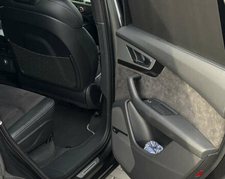 Сірий Ауді SQ7, об'ємом двигуна 3.96 л та пробігом 174 тис. км за 55800 $, фото 24 на Automoto.ua