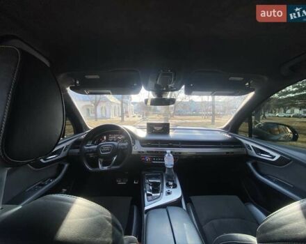 Серый Ауди SQ7, объемом двигателя 3.96 л и пробегом 138 тыс. км за 61000 $, фото 12 на Automoto.ua