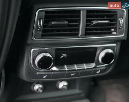 Серый Ауди SQ7, объемом двигателя 3.96 л и пробегом 232 тыс. км за 46000 $, фото 20 на Automoto.ua