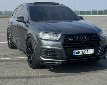 Серый Ауди SQ7, объемом двигателя 3.96 л и пробегом 174 тыс. км за 57500 $, фото 1 на Automoto.ua