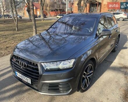 Серый Ауди SQ7, объемом двигателя 3.96 л и пробегом 138 тыс. км за 61000 $, фото 2 на Automoto.ua