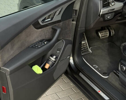 Сірий Ауді SQ7, об'ємом двигуна 3.96 л та пробігом 174 тис. км за 55800 $, фото 11 на Automoto.ua