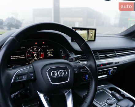 Серый Ауди SQ7, объемом двигателя 3.96 л и пробегом 148 тыс. км за 56000 $, фото 17 на Automoto.ua