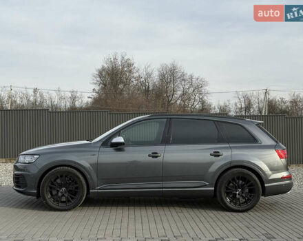 Сірий Ауді SQ7, об'ємом двигуна 3.96 л та пробігом 174 тис. км за 55800 $, фото 4 на Automoto.ua