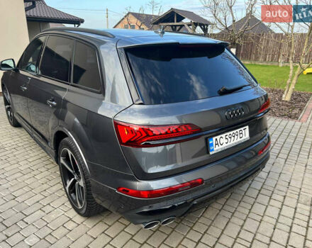 Сірий Ауді SQ7, об'ємом двигуна 3.96 л та пробігом 218 тис. км за 72800 $, фото 10 на Automoto.ua
