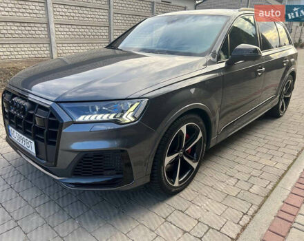 Сірий Ауді SQ7, об'ємом двигуна 3.96 л та пробігом 218 тис. км за 72800 $, фото 18 на Automoto.ua