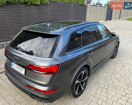 Сірий Ауді SQ7, об'ємом двигуна 3.96 л та пробігом 218 тис. км за 72800 $, фото 8 на Automoto.ua