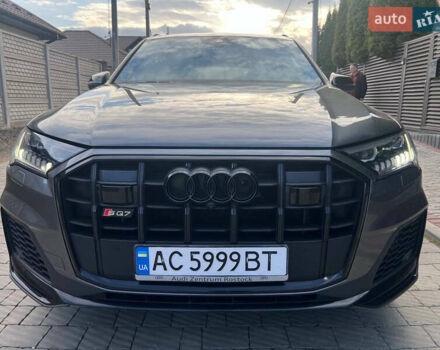 Сірий Ауді SQ7, об'ємом двигуна 3.96 л та пробігом 218 тис. км за 72800 $, фото 19 на Automoto.ua