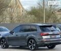 Серый Ауди SQ7, объемом двигателя 4 л и пробегом 70 тыс. км за 87999 $, фото 5 на Automoto.ua