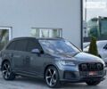 Сірий Ауді SQ7, об'ємом двигуна 4 л та пробігом 70 тис. км за 87999 $, фото 1 на Automoto.ua