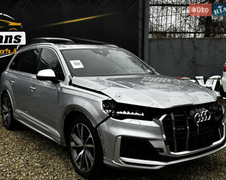 Серый Ауди SQ7, объемом двигателя 4 л и пробегом 78 тыс. км за 42000 $, фото 2 на Automoto.ua