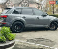 Серый Ауди SQ7, объемом двигателя 4 л и пробегом 111 тыс. км за 64000 $, фото 4 на Automoto.ua