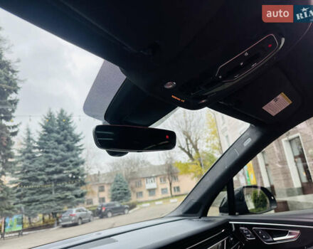 Серый Ауди SQ7, объемом двигателя 4 л и пробегом 111 тыс. км за 64000 $, фото 27 на Automoto.ua