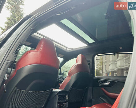 Серый Ауди SQ7, объемом двигателя 4 л и пробегом 111 тыс. км за 64000 $, фото 37 на Automoto.ua