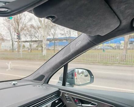Сірий Ауді SQ7, об'ємом двигуна 4 л та пробігом 72 тис. км за 68000 $, фото 18 на Automoto.ua