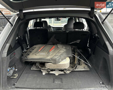 Серый Ауди SQ7, объемом двигателя 4 л и пробегом 78 тыс. км за 42000 $, фото 22 на Automoto.ua