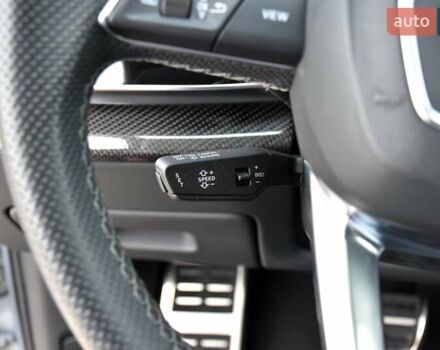 Серый Ауди SQ7, объемом двигателя 4 л и пробегом 87 тыс. км за 66000 $, фото 44 на Automoto.ua