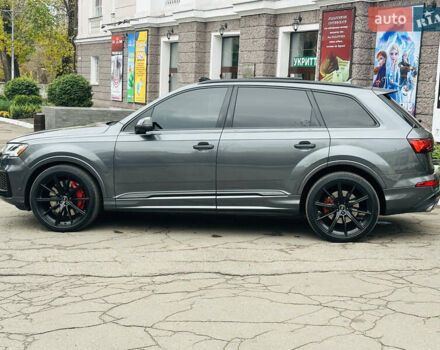 Серый Ауди SQ7, объемом двигателя 4 л и пробегом 111 тыс. км за 64000 $, фото 13 на Automoto.ua