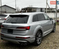 Серый Ауди SQ7, объемом двигателя 4 л и пробегом 78 тыс. км за 42000 $, фото 4 на Automoto.ua