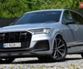Серый Ауди SQ7, объемом двигателя 4 л и пробегом 87 тыс. км за 66000 $, фото 2 на Automoto.ua
