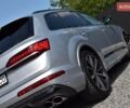 Сірий Ауді SQ7, об'ємом двигуна 4 л та пробігом 87 тис. км за 65000 $, фото 25 на Automoto.ua
