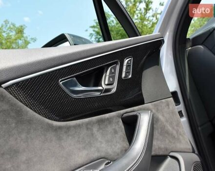 Серый Ауди SQ7, объемом двигателя 4 л и пробегом 87 тыс. км за 66000 $, фото 51 на Automoto.ua