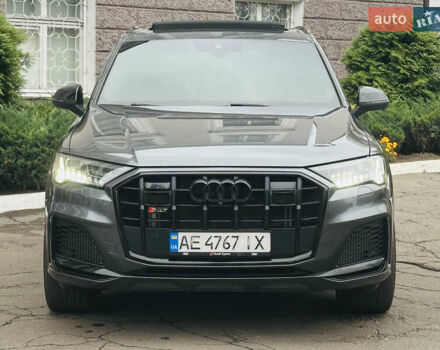 Серый Ауди SQ7, объемом двигателя 4 л и пробегом 111 тыс. км за 64000 $, фото 9 на Automoto.ua
