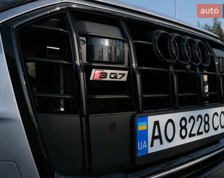 Сірий Ауді SQ7, об'ємом двигуна 4 л та пробігом 89 тис. км за 68000 $, фото 9 на Automoto.ua