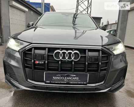 Сірий Ауді SQ7, об'ємом двигуна 4 л та пробігом 53 тис. км за 117000 $, фото 52 на Automoto.ua