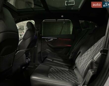Ауди SQ7 2020 в Киеве на Automoto.ua Серый Ауди SQ7, объемом двигателя 4 л и пробегом 90 тыс. км за 68700 $, фото 72 на Automoto.ua