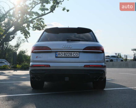 Сірий Ауді SQ7, об'ємом двигуна 4 л та пробігом 89 тис. км за 68000 $, фото 5 на Automoto.ua