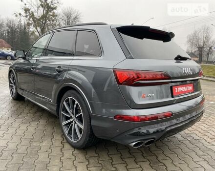 Сірий Ауді SQ7, об'ємом двигуна 4 л та пробігом 18 тис. км за 99900 $, фото 3 на Automoto.ua