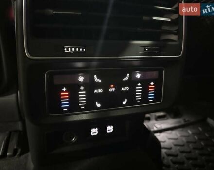 Ауди SQ7 2020 в Киеве на Automoto.ua Серый Ауди SQ7, объемом двигателя 4 л и пробегом 90 тыс. км за 68700 $, фото 75 на Automoto.ua