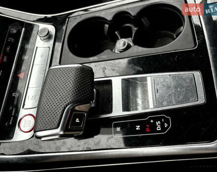 Серый Ауди SQ7, объемом двигателя 4 л и пробегом 78 тыс. км за 42000 $, фото 19 на Automoto.ua