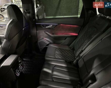 Ауди SQ7 2020 в Киеве на Automoto.ua Серый Ауди SQ7, объемом двигателя 4 л и пробегом 90 тыс. км за 68700 $, фото 73 на Automoto.ua