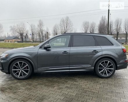 Серый Ауди SQ7, объемом двигателя 4 л и пробегом 18 тыс. км за 99900 $, фото 2 на Automoto.ua