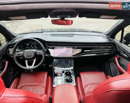 Серый Ауди SQ7, объемом двигателя 4 л и пробегом 111 тыс. км за 64000 $, фото 32 на Automoto.ua