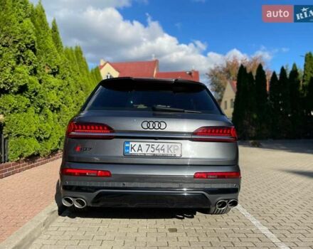 Сірий Ауді SQ7, об'ємом двигуна 4 л та пробігом 80 тис. км за 85000 $, фото 30 на Automoto.ua