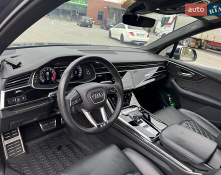 Сірий Ауді SQ7, об'ємом двигуна 4 л та пробігом 113 тис. км за 71900 $, фото 46 на Automoto.ua