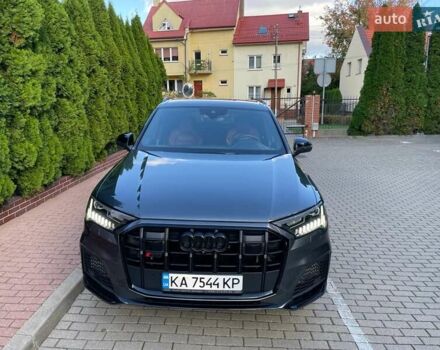 Сірий Ауді SQ7, об'ємом двигуна 4 л та пробігом 80 тис. км за 85000 $, фото 36 на Automoto.ua